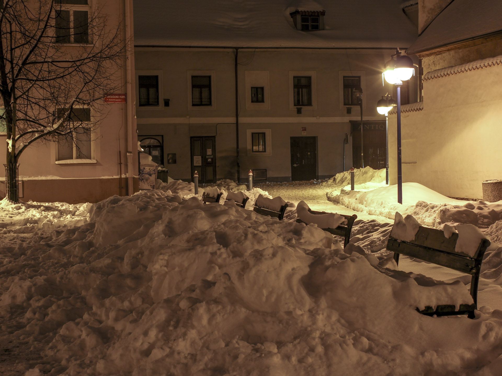 Previous pigeonhole => The Kingdom of Snow // Petr Nuska - Photography - woreshack.cz